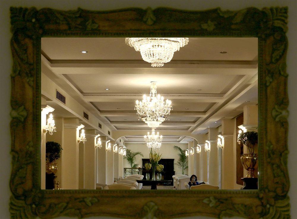 Hotel Clarks Varanasi Limited Exteriér fotografie